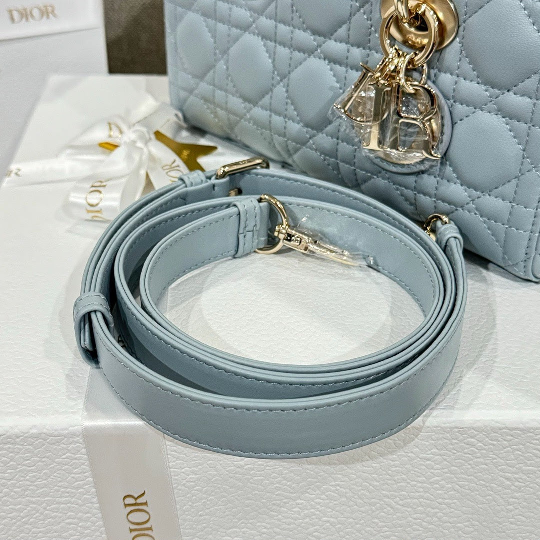 D Joy 22 small size