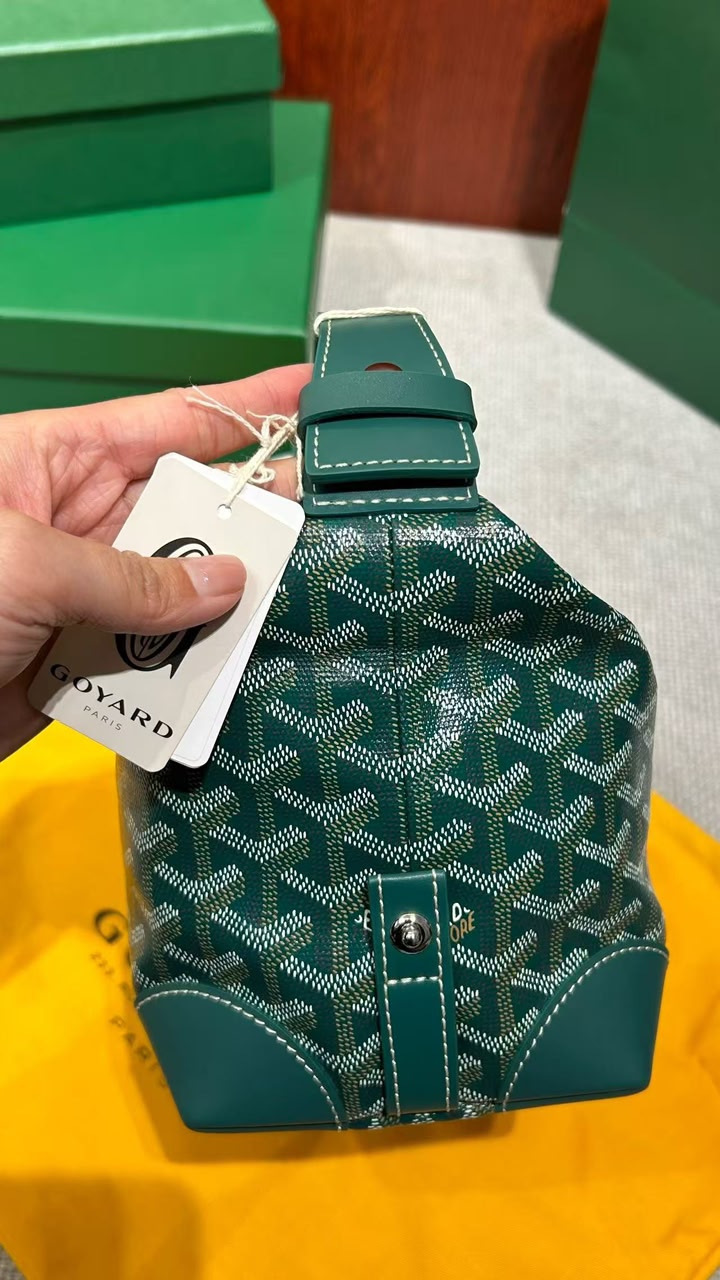 Bowling Toiletry Bag