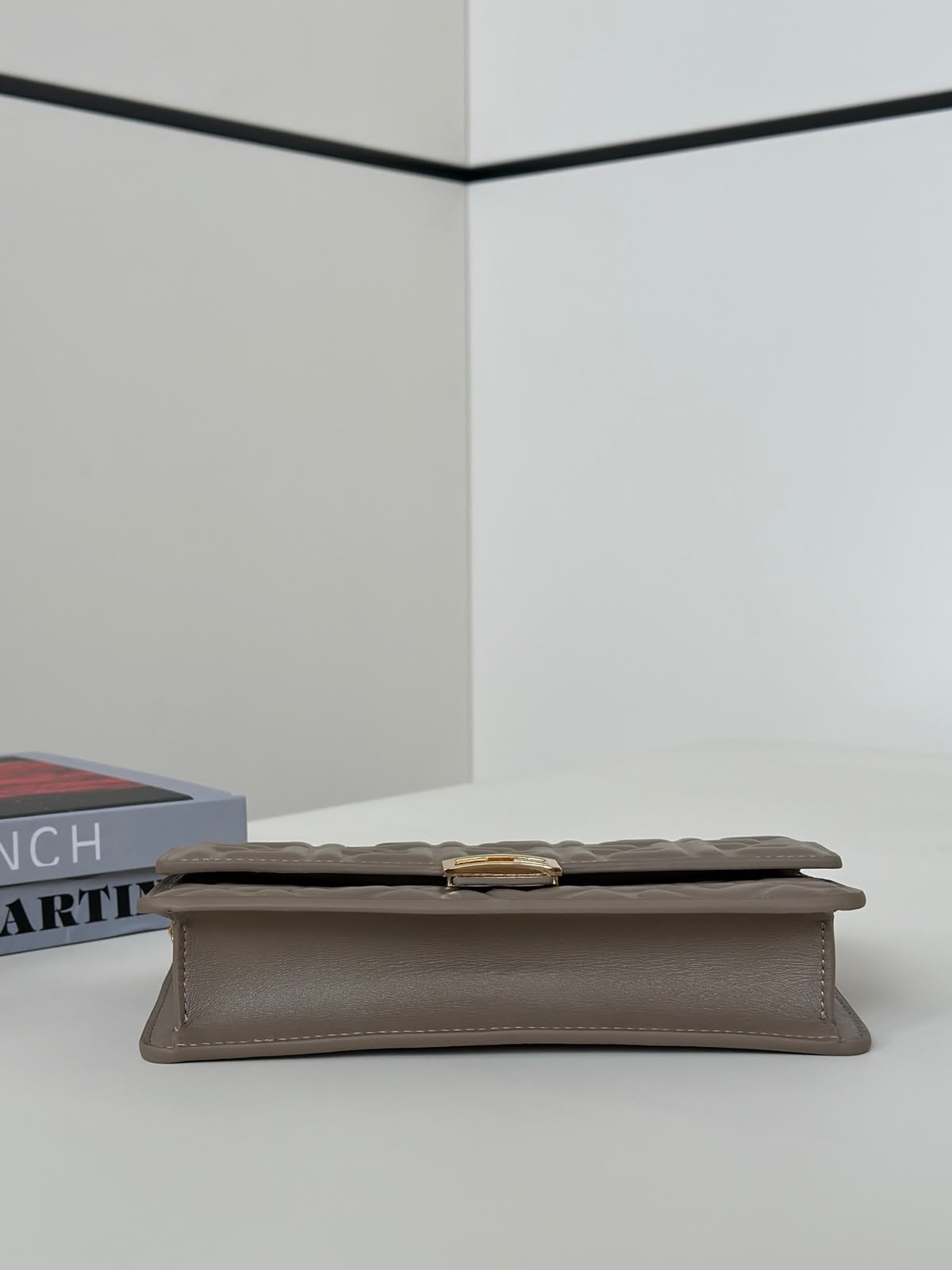 Flogo Cross Bag