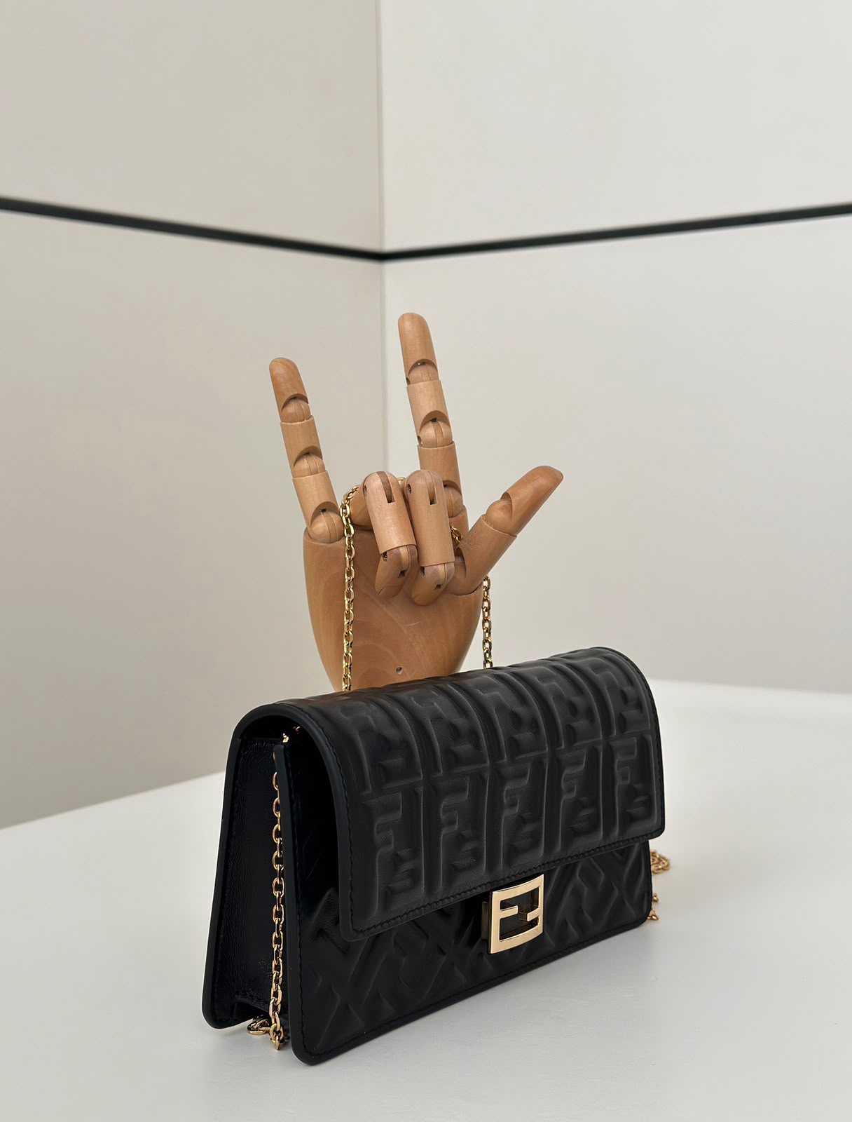 Flogo Cross Bag