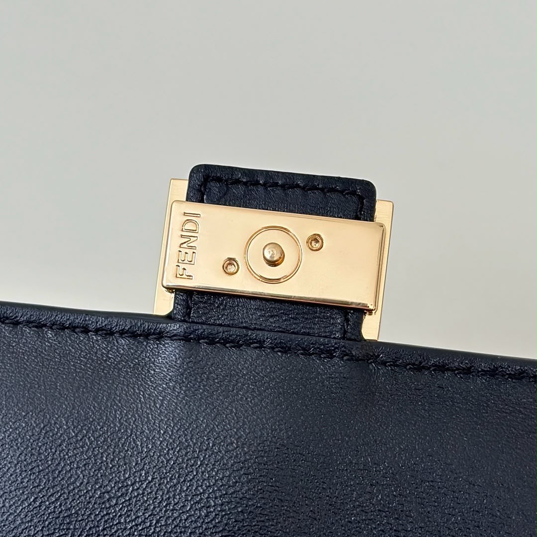 Flogo Cross Bag