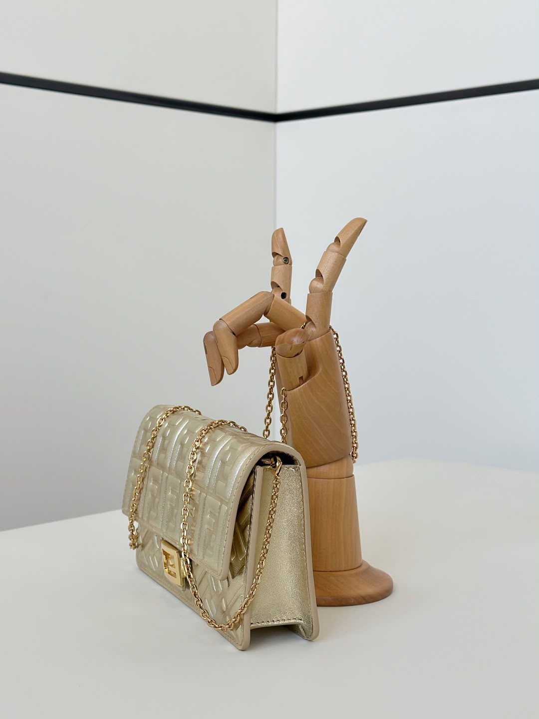 Flogo Cross Bag