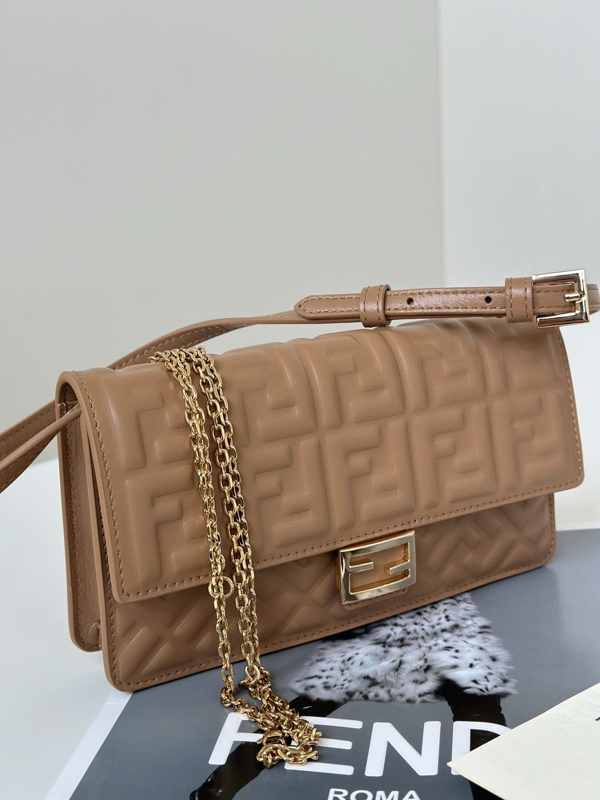 Flogo Cross Bag