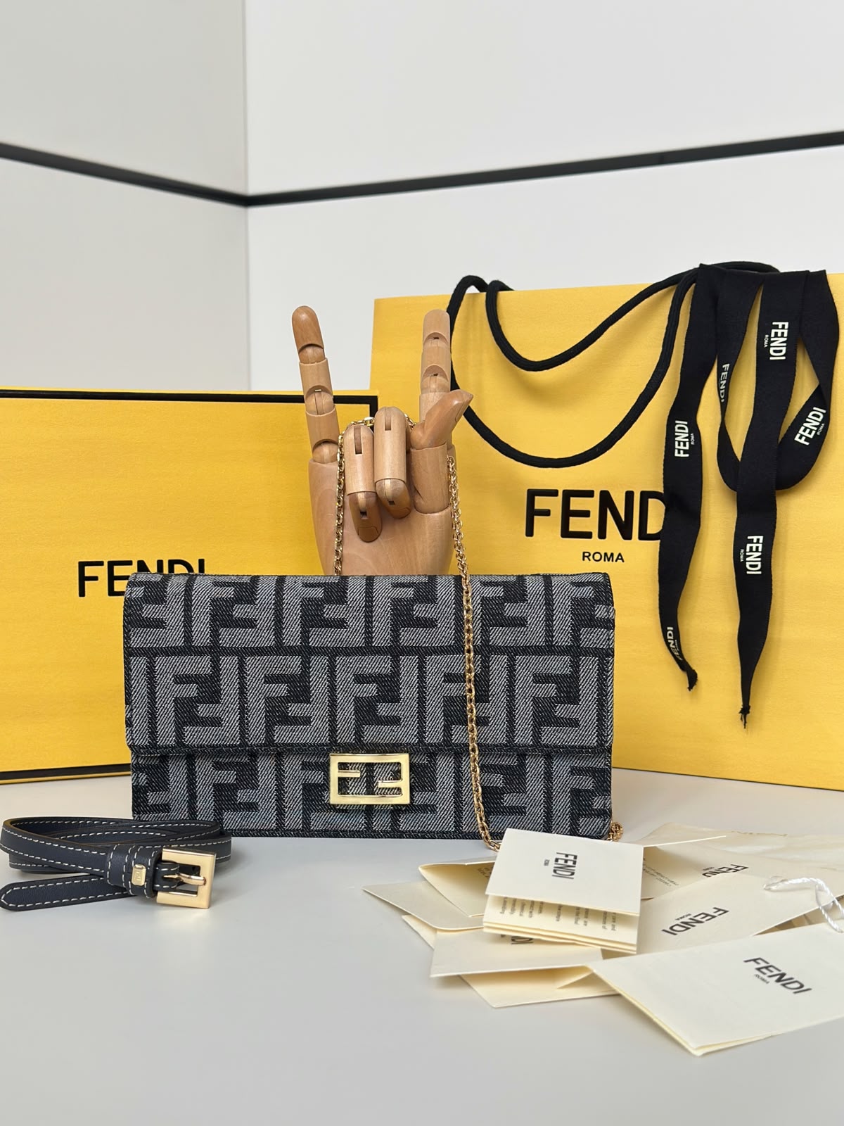 Flogo Cross Bag
