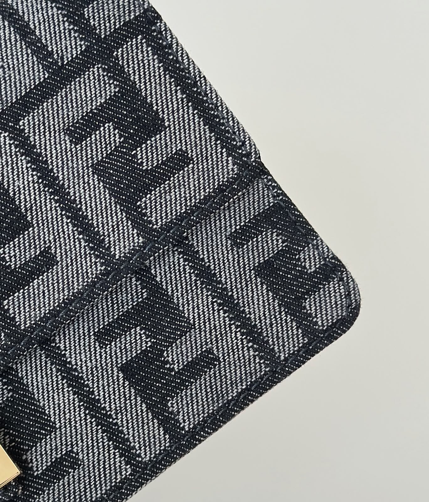 Flogo Cross Bag