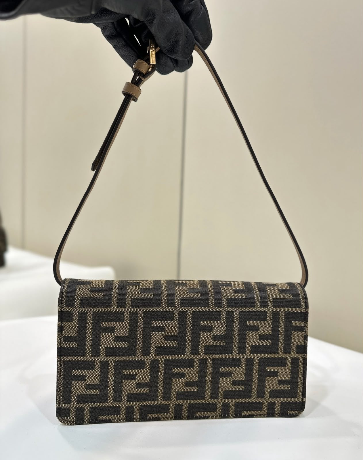 Flogo Cross Bag