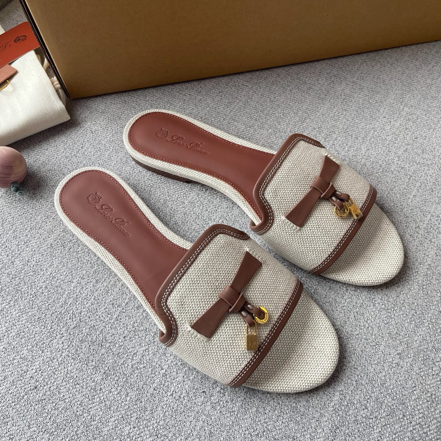 Loro Summer Charms