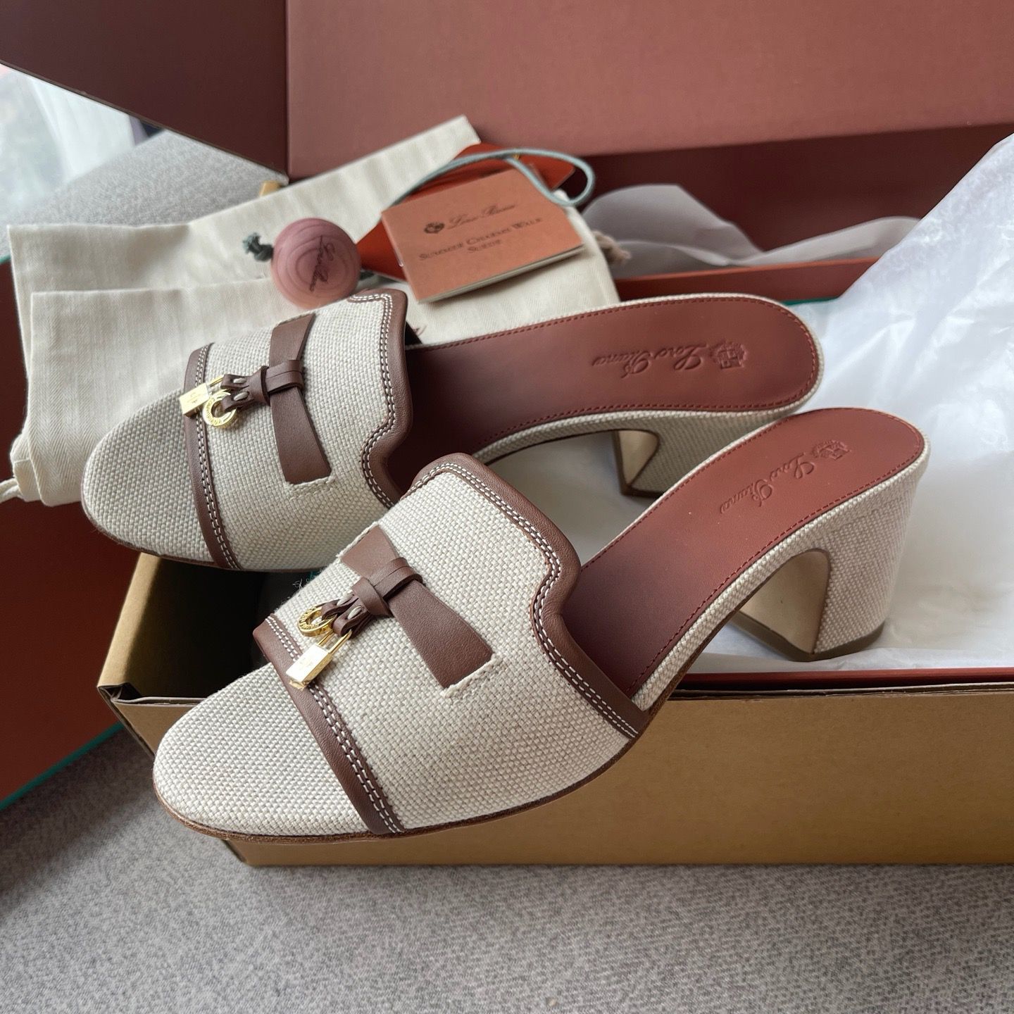 Loro Summer Charms Heels