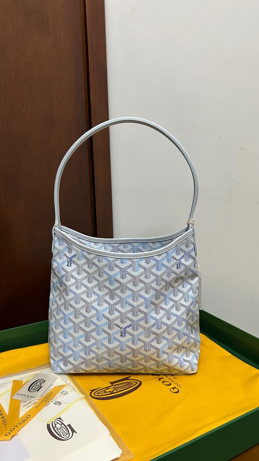 Mini hobo