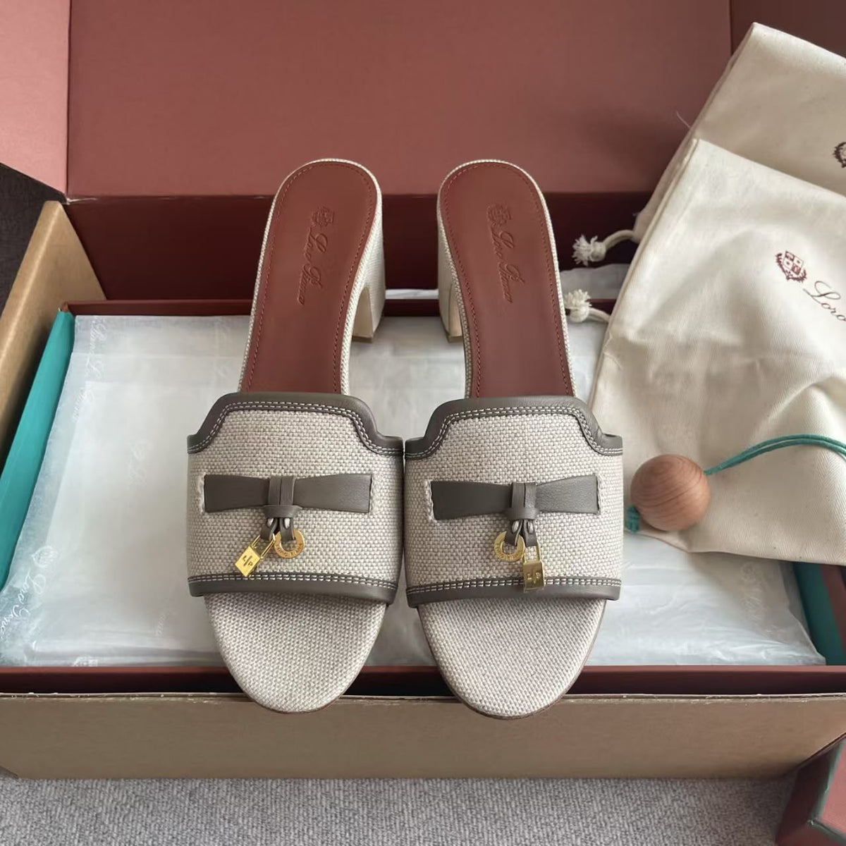 Loro Summer Charms Heels