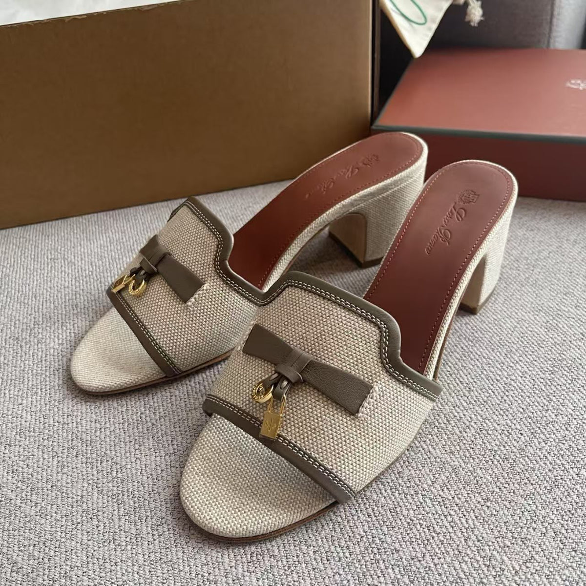 Loro Summer Charms Heels