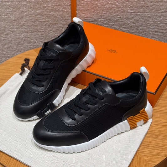 BOUNCING SNEAKER
