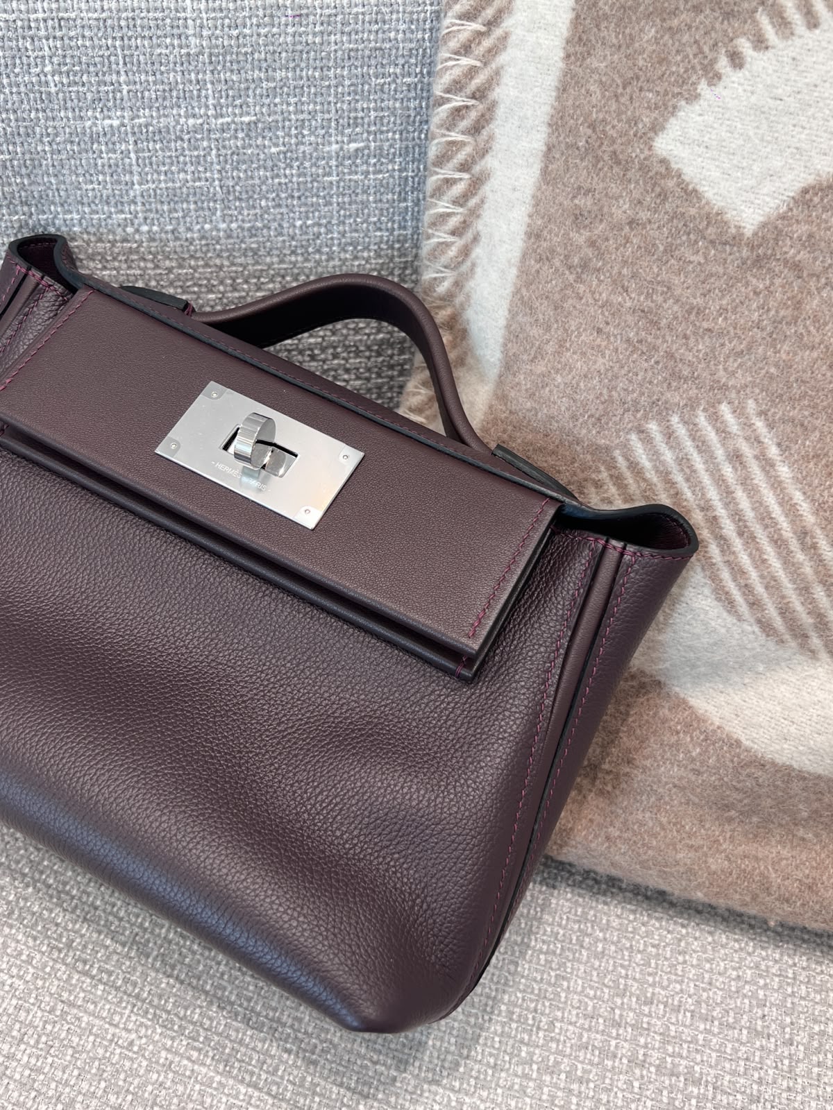 Mini 2424 rough sellier