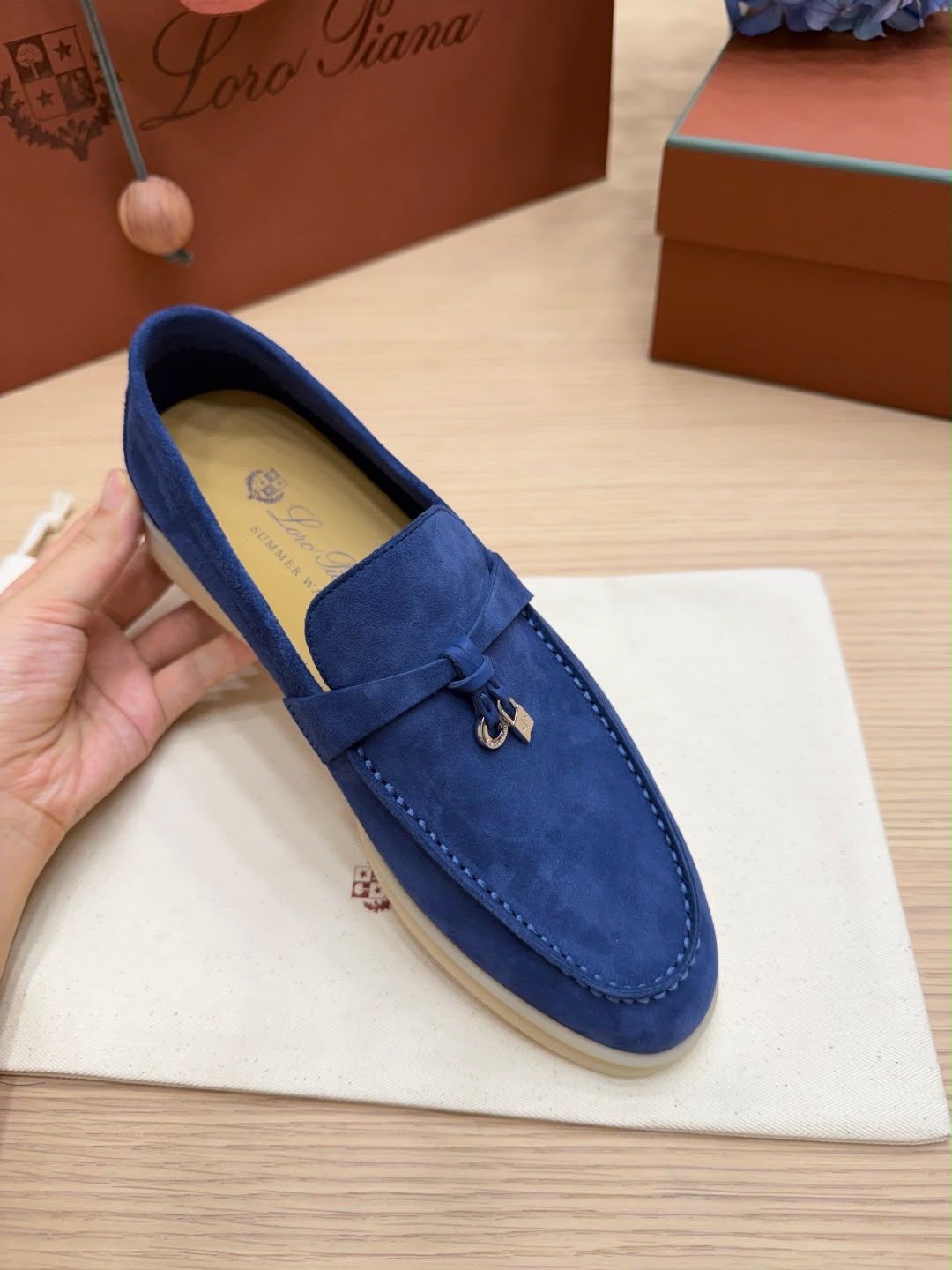 SUMMER CHARMS WALK LOAFER LIGHT BLUE