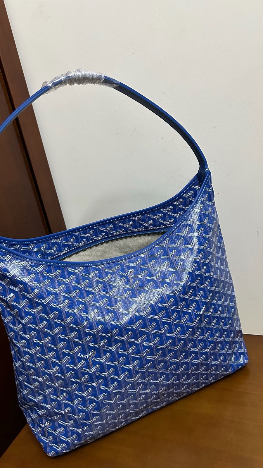 Big hobo bag