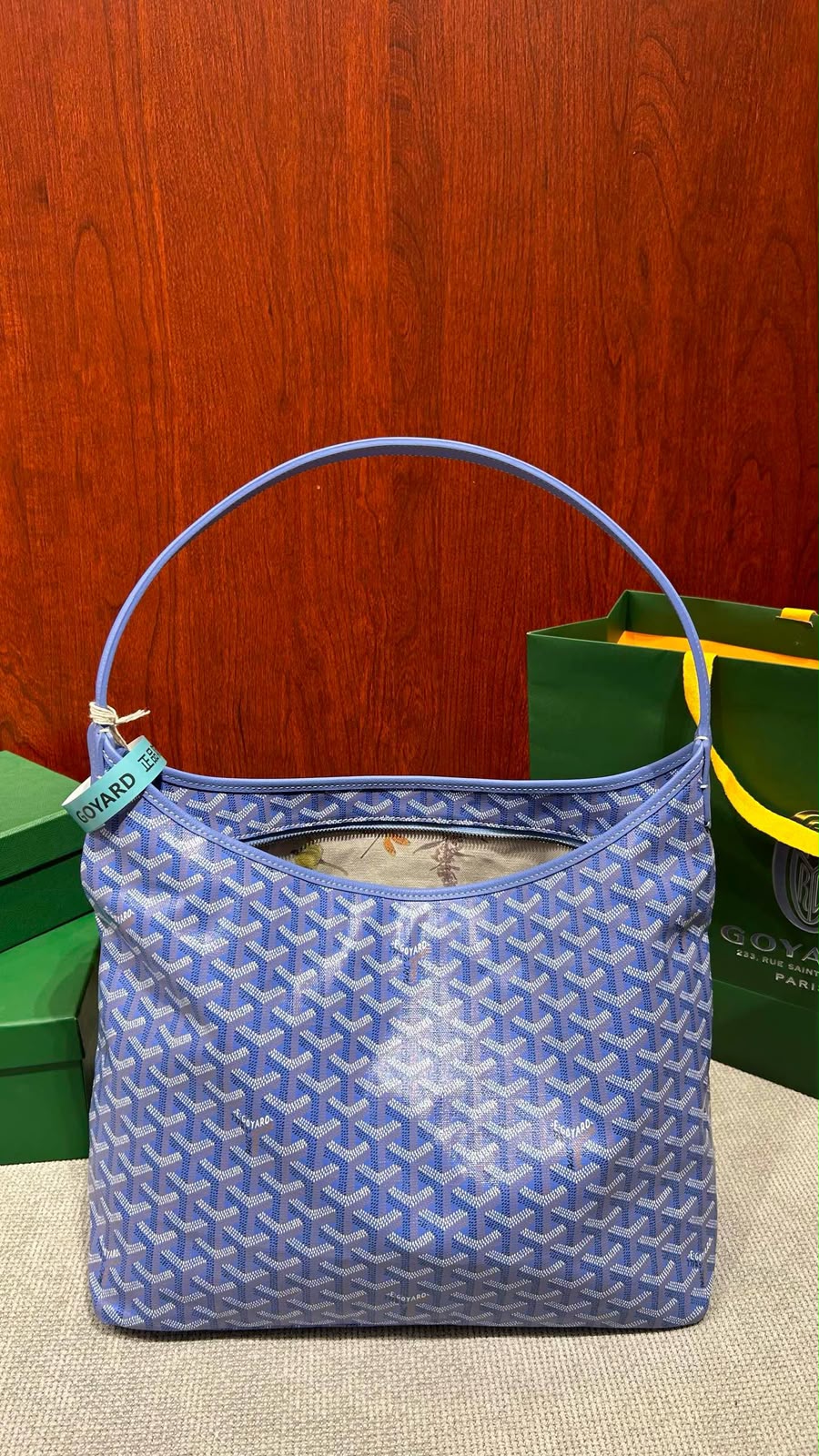 Big hobo bag
