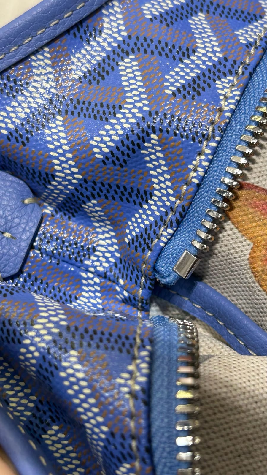 Big hobo bag