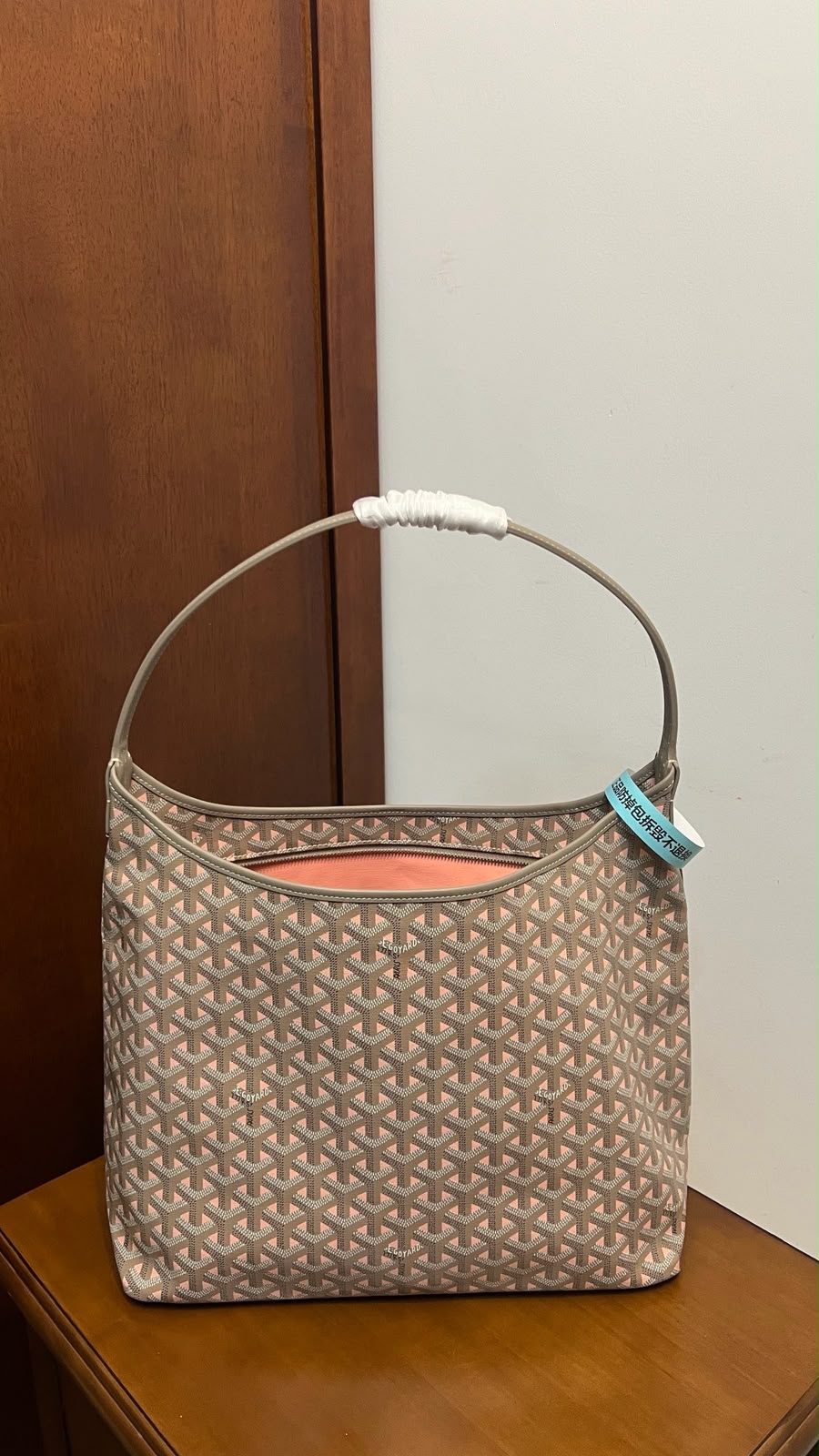 Big hobo bag