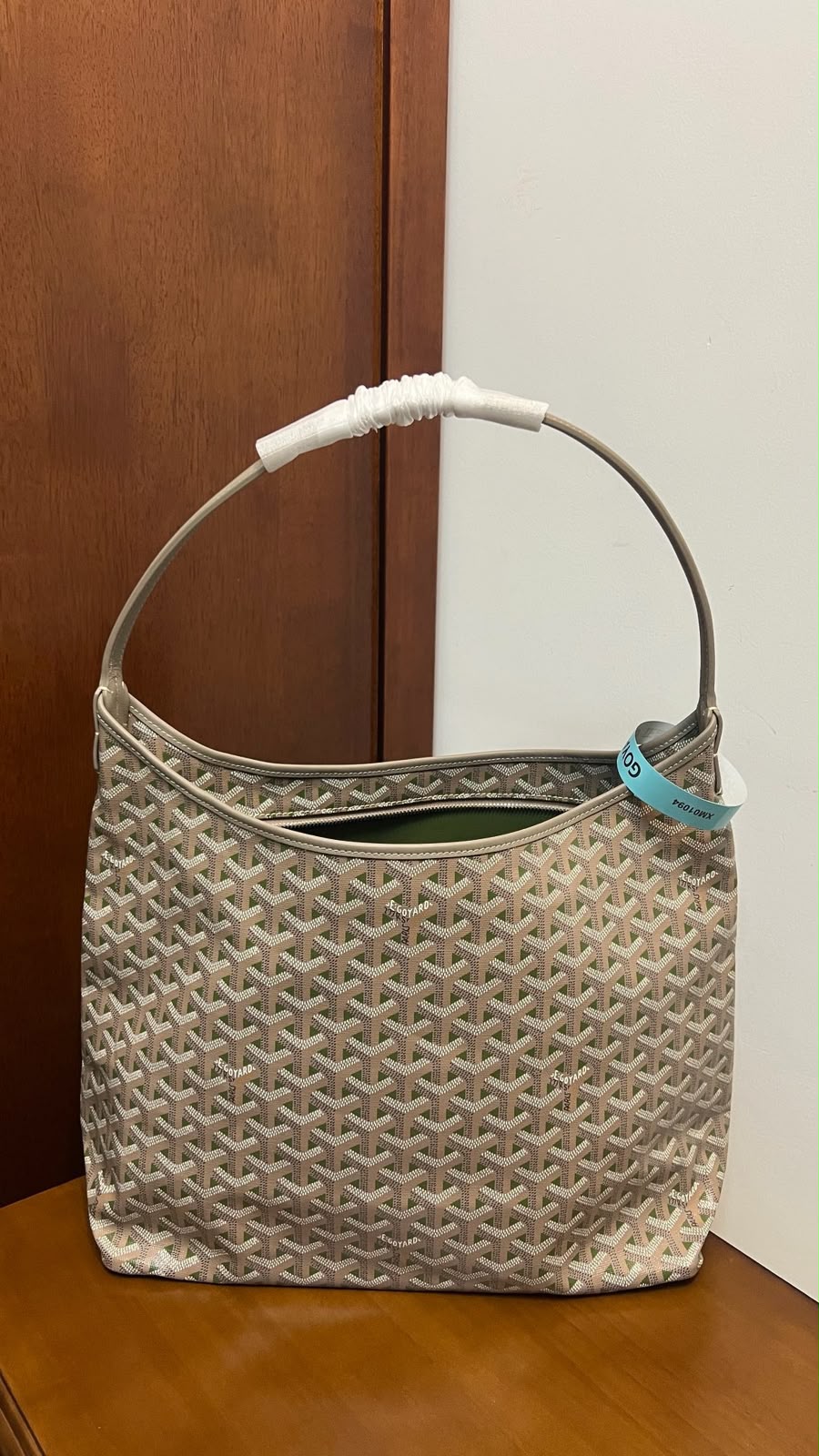 Big hobo bag