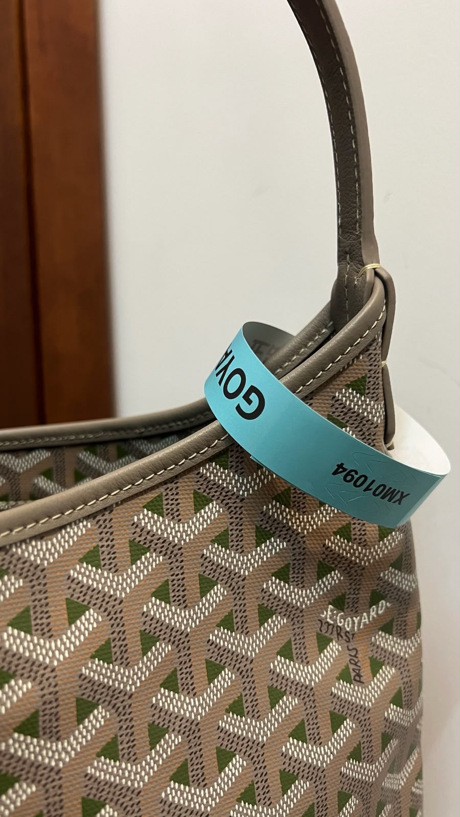 Big hobo bag