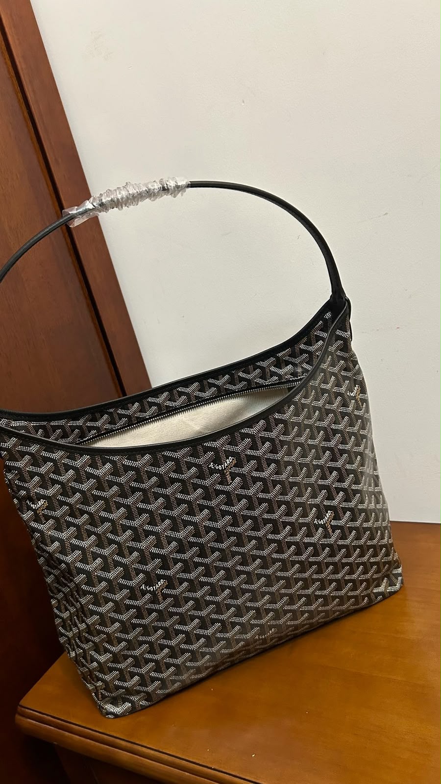 Big hobo bag
