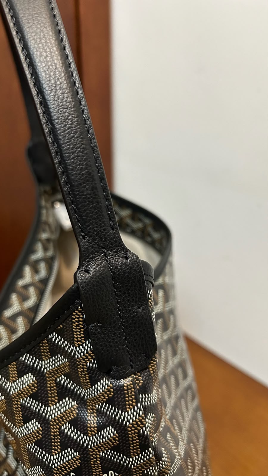 Big hobo bag