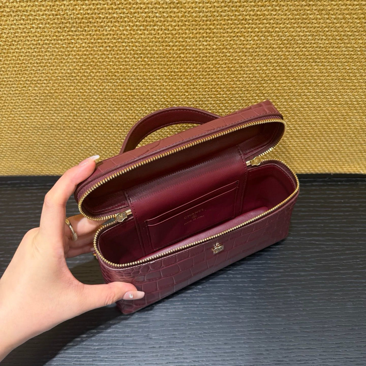 Crocodile classic vainty