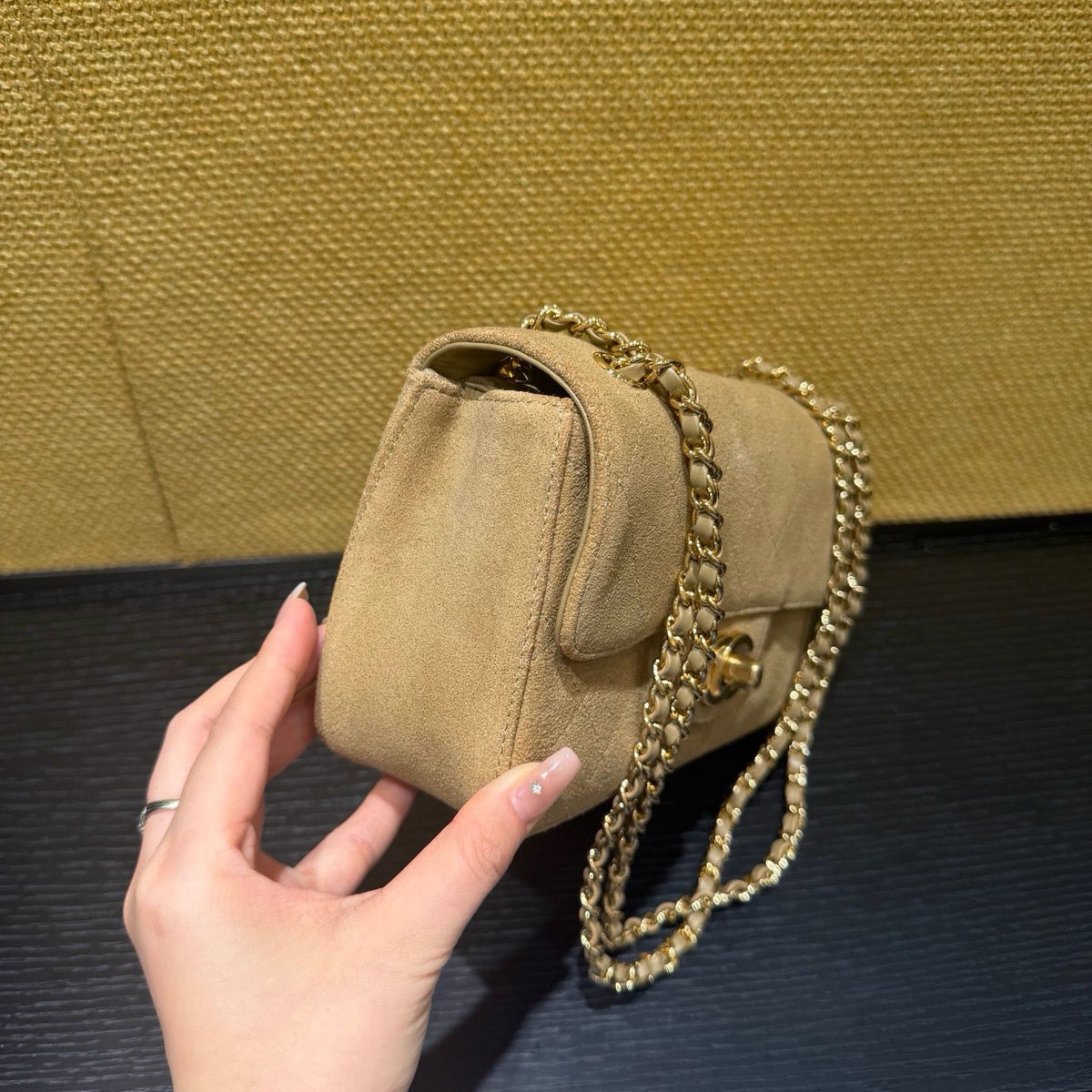 Mini flap 26A