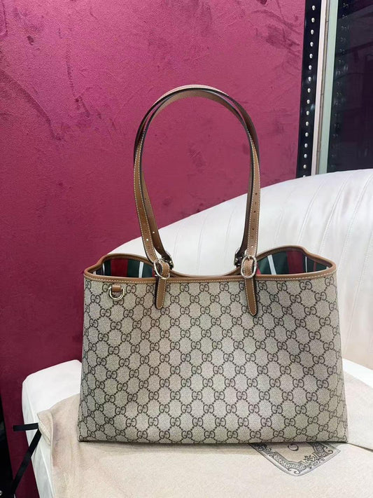 Emblem Bag Large