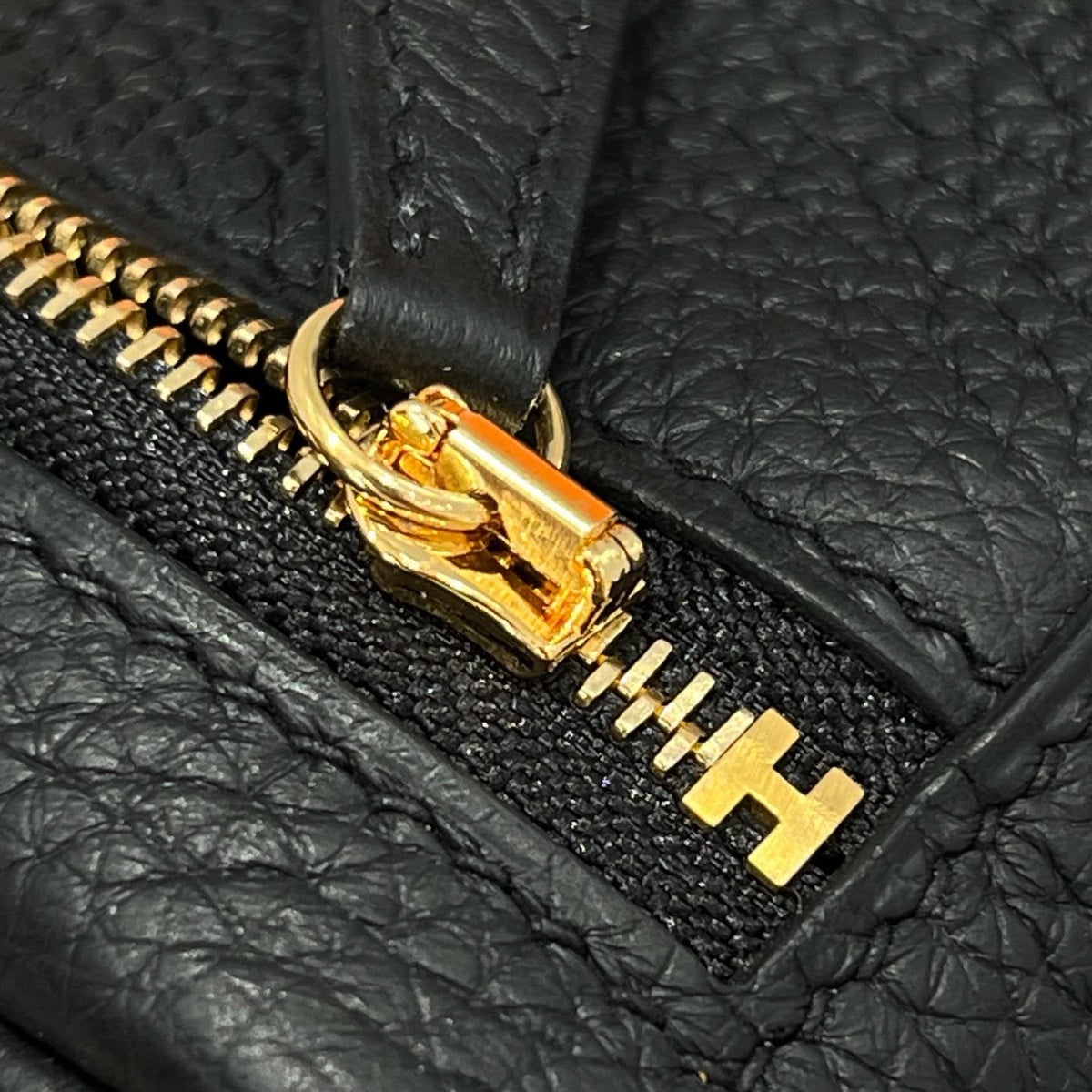 Mini lindy black gold hardware